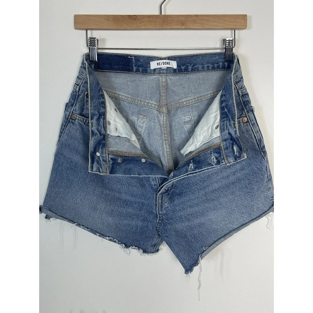 RE/DONE Originals Cut Off Denim Shorts Cool Medium Blue Organic Cotton‎ Size 28